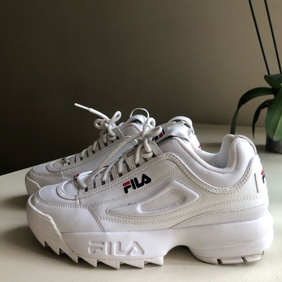 2 PAIRS FILA Womens’s Disruptor II Premium Sneaker AVAILABLE 8 1/2 $95 FOR BOTH! - Picture 4 of 8